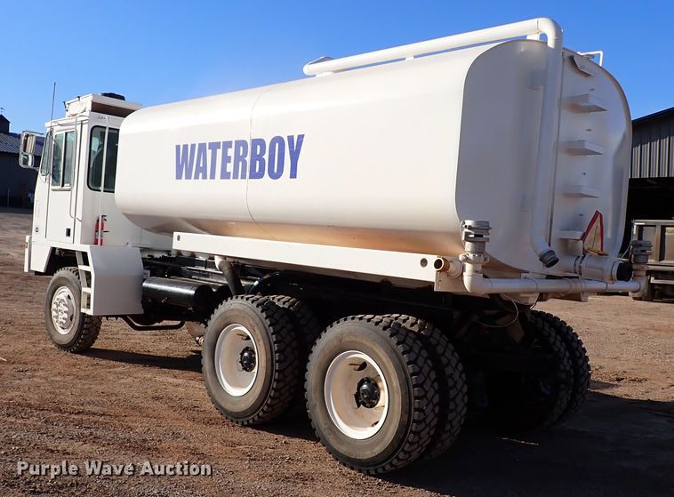 image for item JO9704 Gradall  water wagon