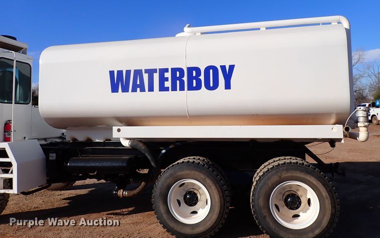 image for item JO9704 Gradall  water wagon