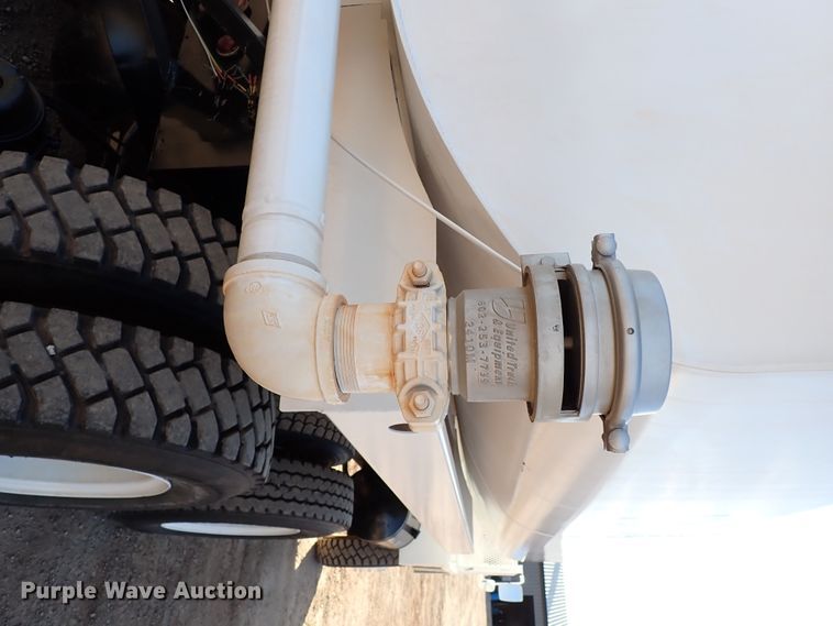 image for item JO9704 Gradall  water wagon