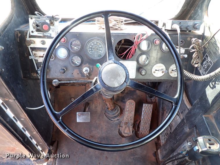 image for item JO9704 Gradall  water wagon