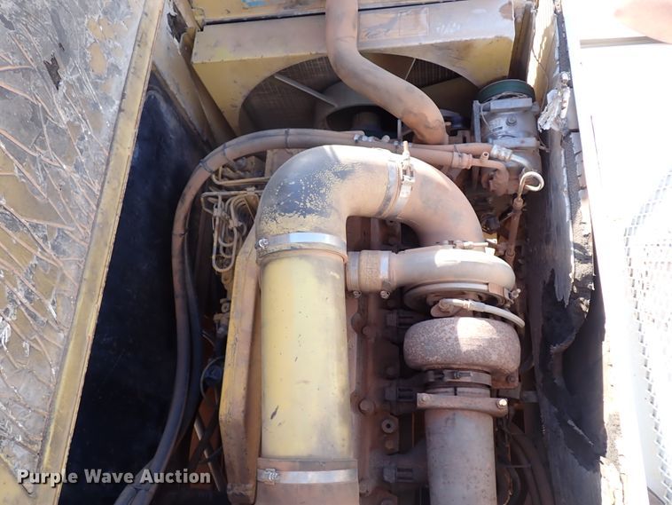 image for item JO9704 Gradall  water wagon