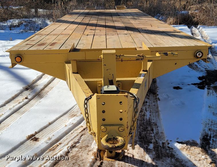 image for item JP9029 2000 Belshe  equipment trailer