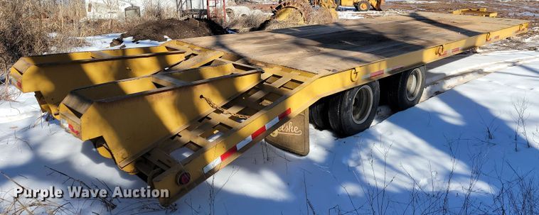 image for item JP9029 2000 Belshe  equipment trailer