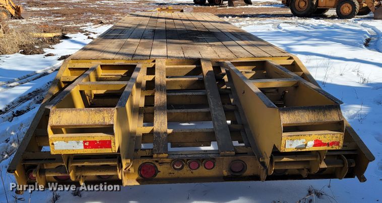 image for item JP9029 2000 Belshe  equipment trailer