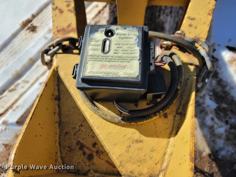 image for item JP9029 2000 Belshe  equipment trailer