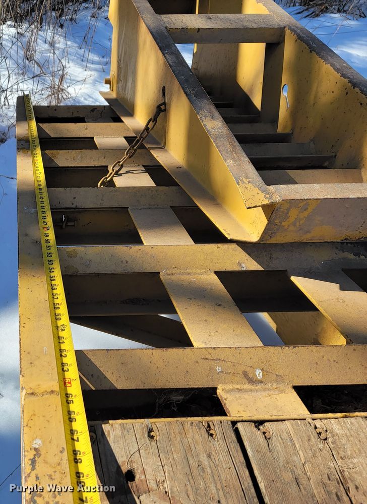 image for item JP9029 2000 Belshe  equipment trailer