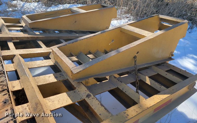 image for item JP9029 2000 Belshe  equipment trailer