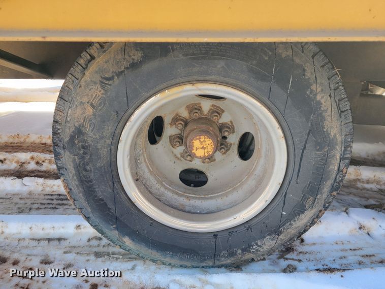 image for item JP9029 2000 Belshe  equipment trailer