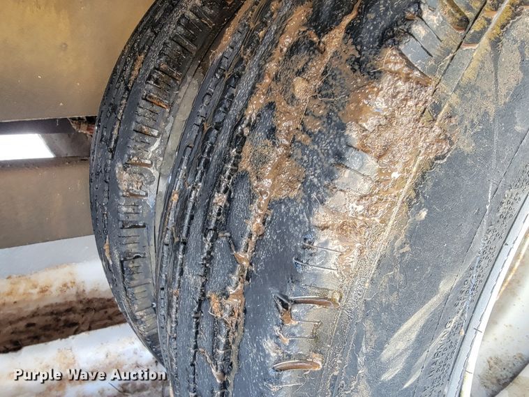 image for item JP9029 2000 Belshe  equipment trailer