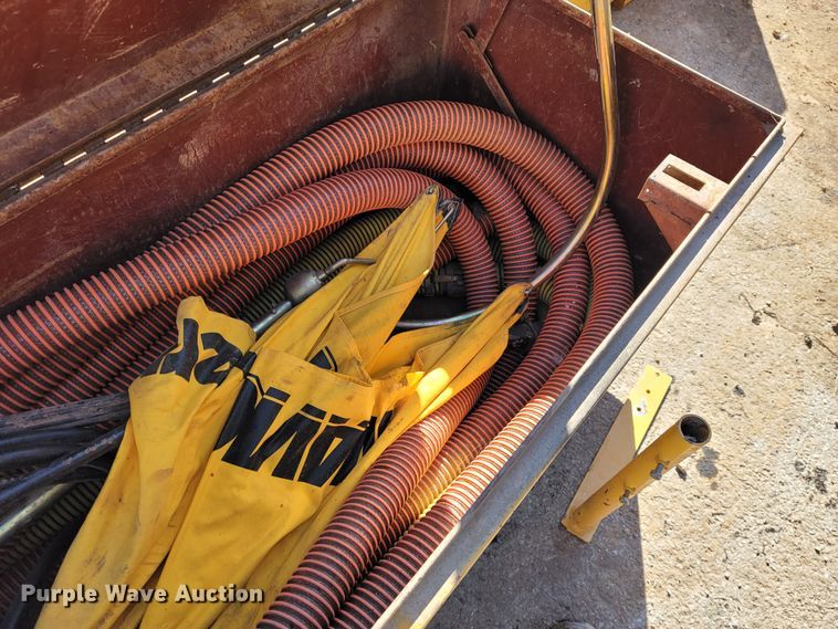 image for item JP9029 2000 Belshe  equipment trailer