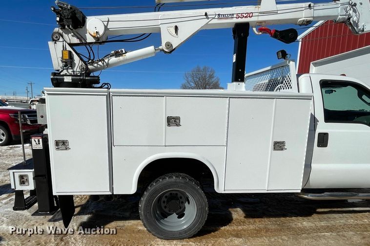 image for item JR9858 2011 Ford F550 Super Duty XL  utility / service truck