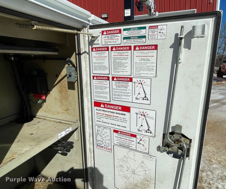 image for item JR9858 2011 Ford F550 Super Duty XL  utility / service truck