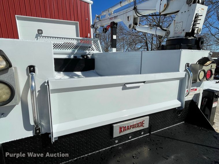 image for item JR9858 2011 Ford F550 Super Duty XL  utility / service truck