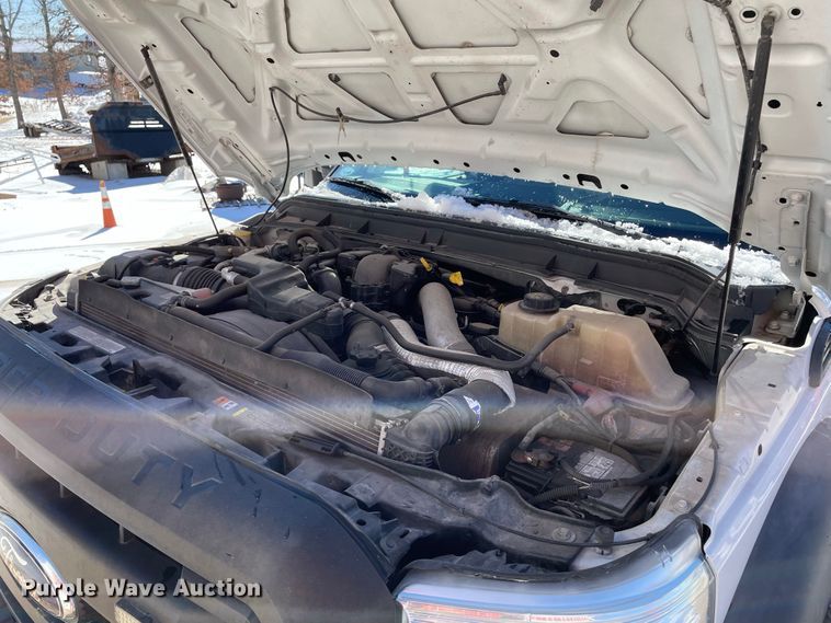 image for item JR9858 2011 Ford F550 Super Duty XL  utility / service truck