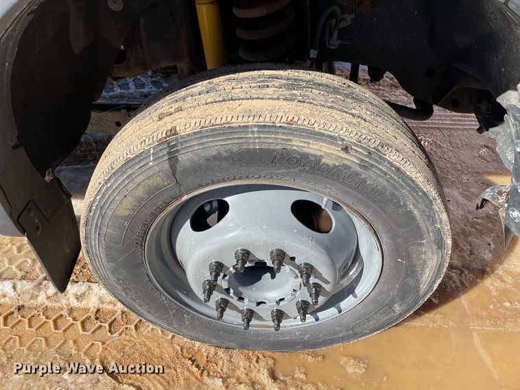 image for item JR9858 2011 Ford F550 Super Duty XL  utility / service truck