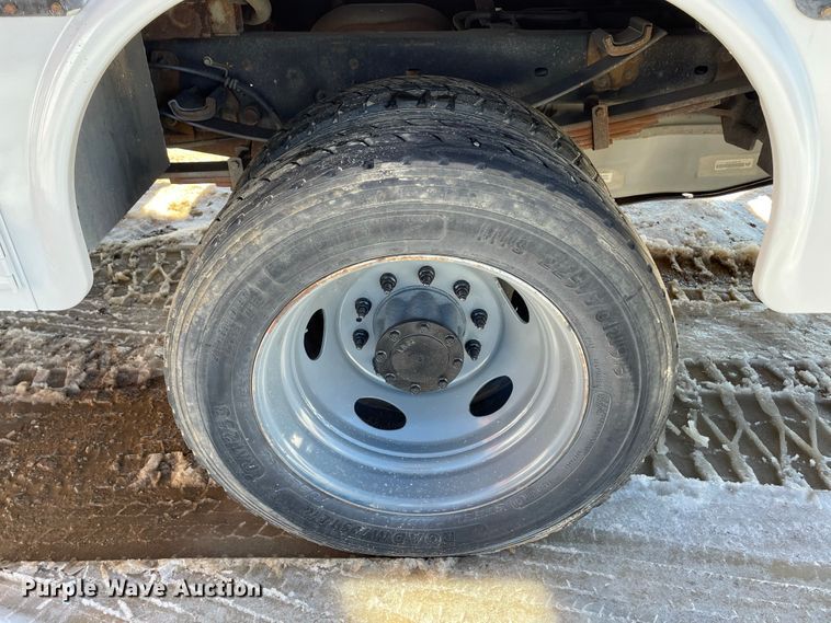 image for item JR9858 2011 Ford F550 Super Duty XL  utility / service truck