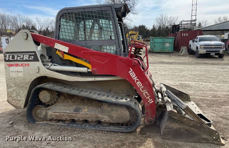 image for item JR9862 2017 Takeuchi TL12R2  tracked skid steer loader