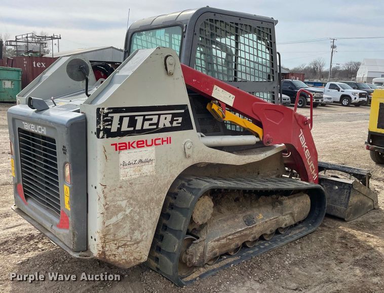 image for item JR9862 2017 Takeuchi TL12R2  tracked skid steer loader