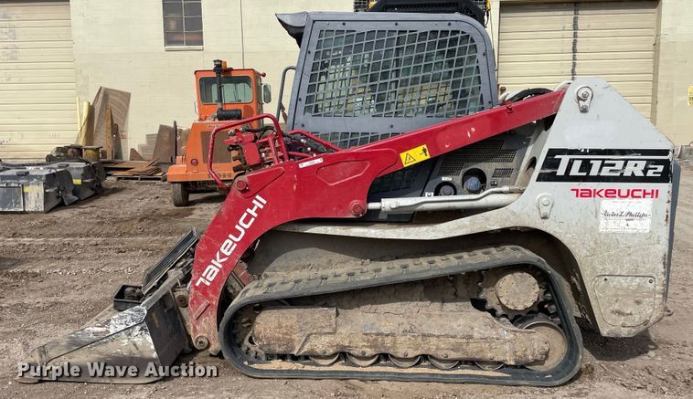 image for item JR9862 2017 Takeuchi TL12R2  tracked skid steer loader