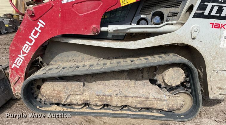 image for item JR9862 2017 Takeuchi TL12R2  tracked skid steer loader