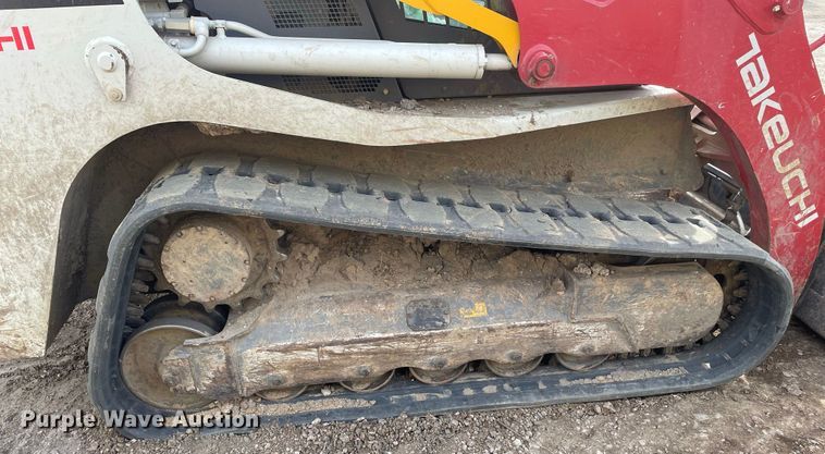 image for item JR9862 2017 Takeuchi TL12R2  tracked skid steer loader