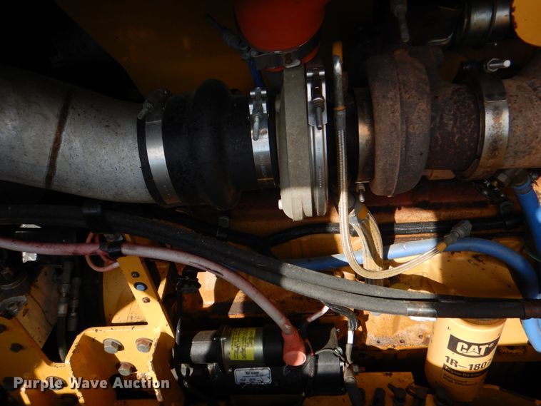 image for item JS9715 2011 Caterpillar 563  mulcher