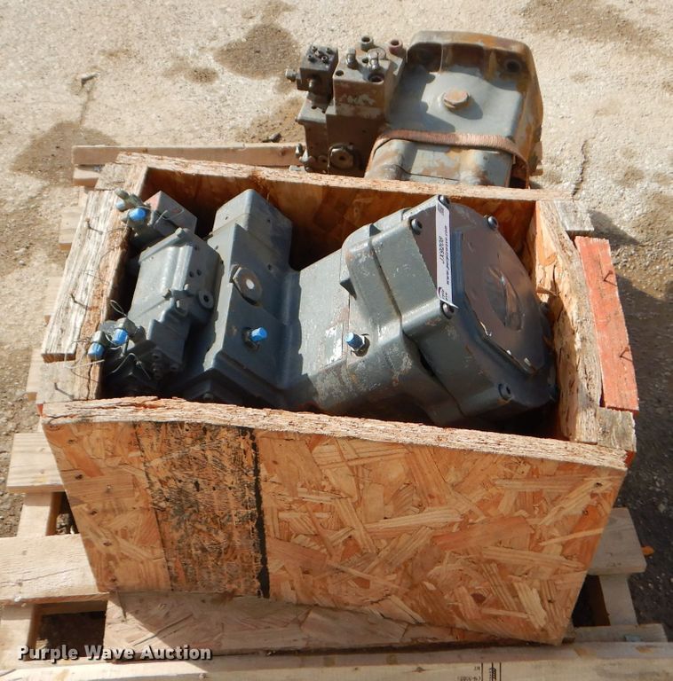 image for item JX9208 (2) Kawasaki NV270H-141L hydraulic pumps