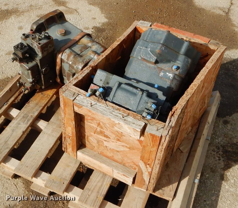 image for item JX9208 (2) Kawasaki NV270H-141L hydraulic pumps