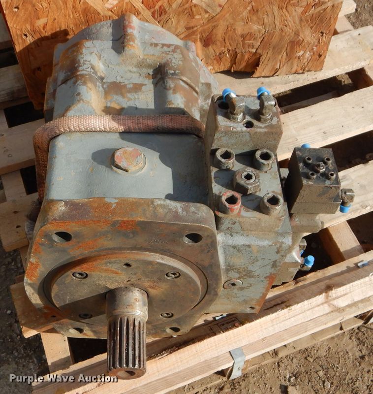 image for item JX9208 (2) Kawasaki NV270H-141L hydraulic pumps