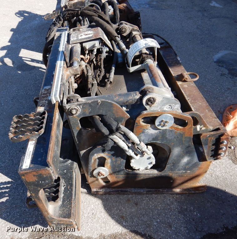 image for item KG9973 Caterpillar 43" W skid steer cold planer