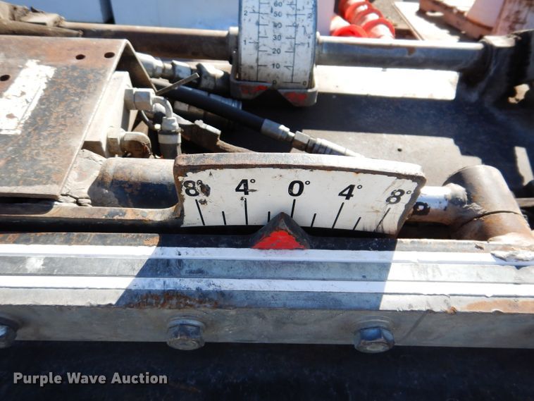 image for item KG9973 Caterpillar 43" W skid steer cold planer