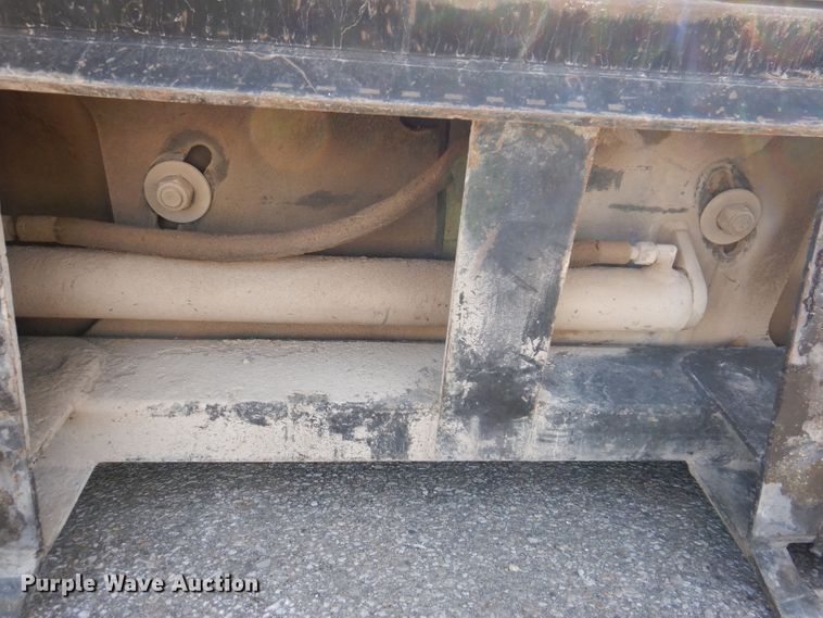 image for item KG9974 Caterpillar 43" W skid steer cold planer