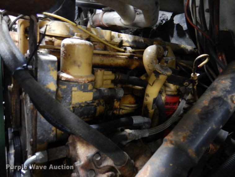 image for item KG9986 1998 Ford Louisville  flatbed truck