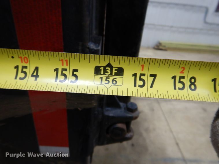 image for item KG9986 1998 Ford Louisville  flatbed truck