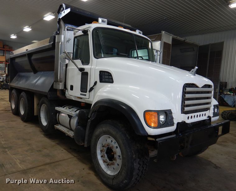 image for item KG9992 2004 Mack CV713 Granite  dump truck