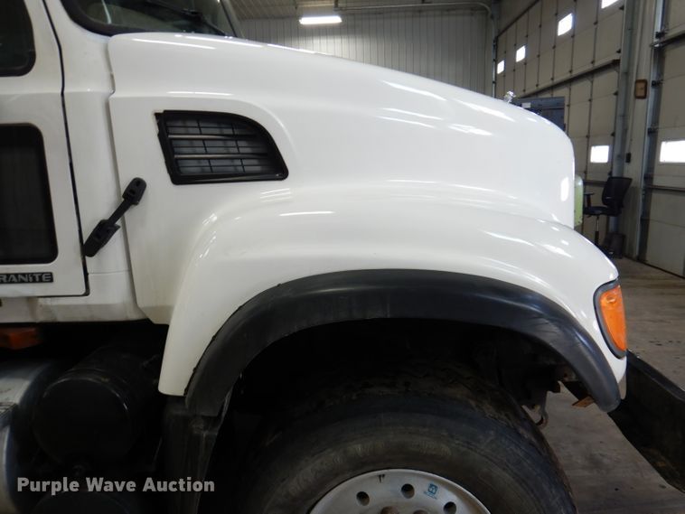 image for item KG9992 2004 Mack CV713 Granite  dump truck