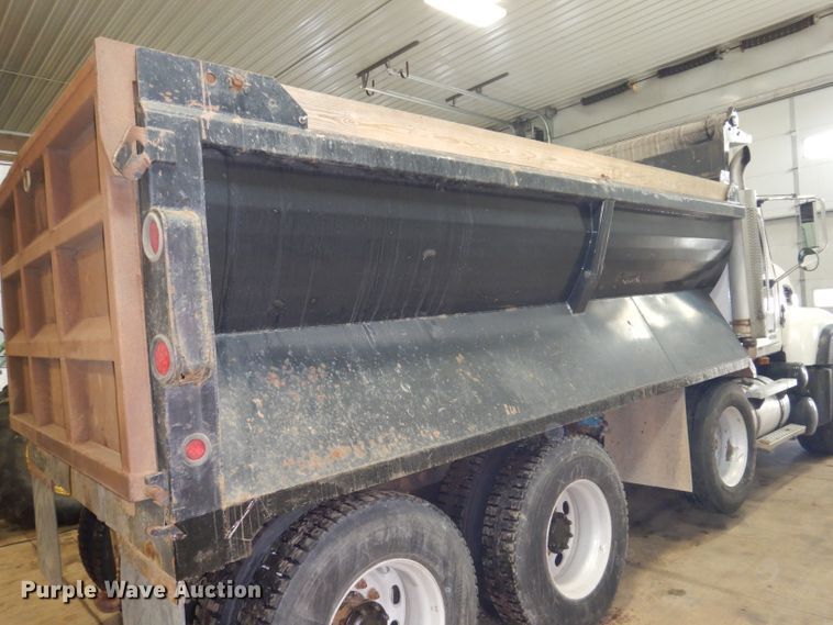 image for item KG9992 2004 Mack CV713 Granite  dump truck