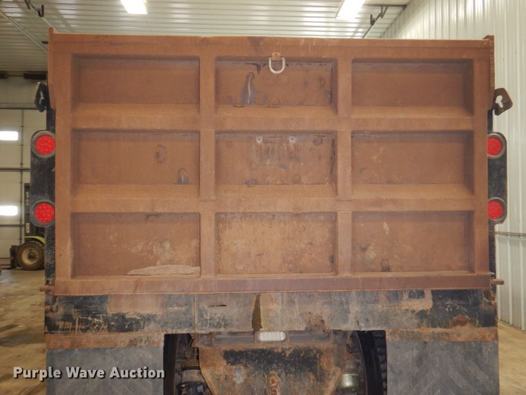 image for item KG9992 2004 Mack CV713 Granite  dump truck