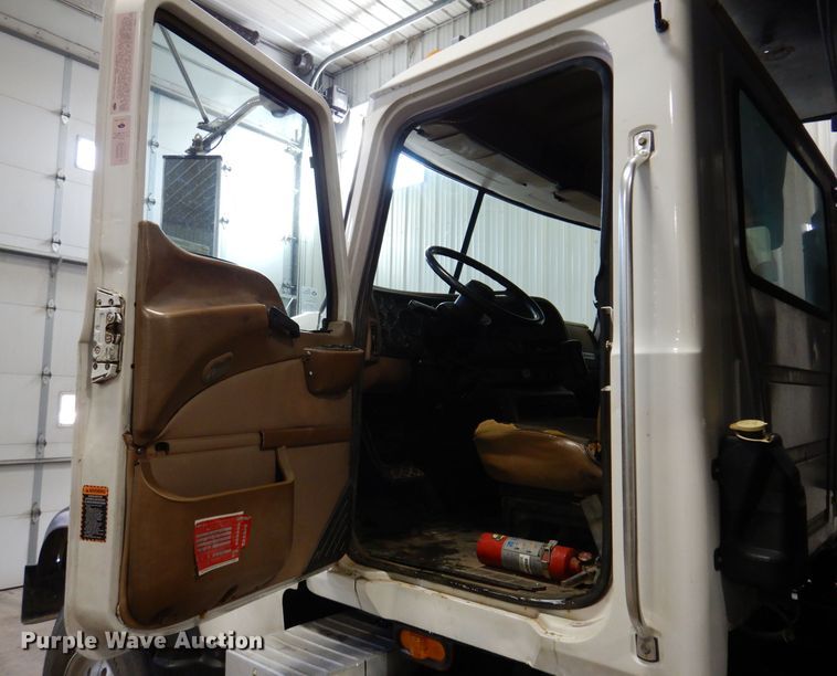 image for item KG9992 2004 Mack CV713 Granite  dump truck