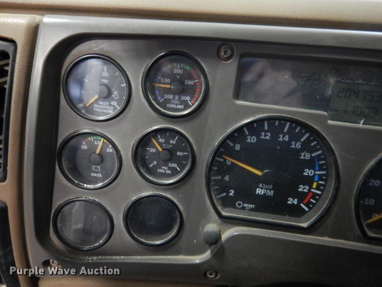 image for item KG9992 2004 Mack CV713 Granite  dump truck