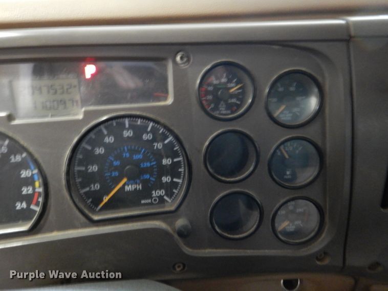 image for item KG9992 2004 Mack CV713 Granite  dump truck