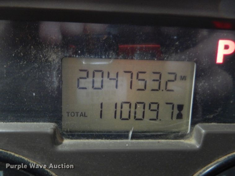 image for item KG9992 2004 Mack CV713 Granite  dump truck