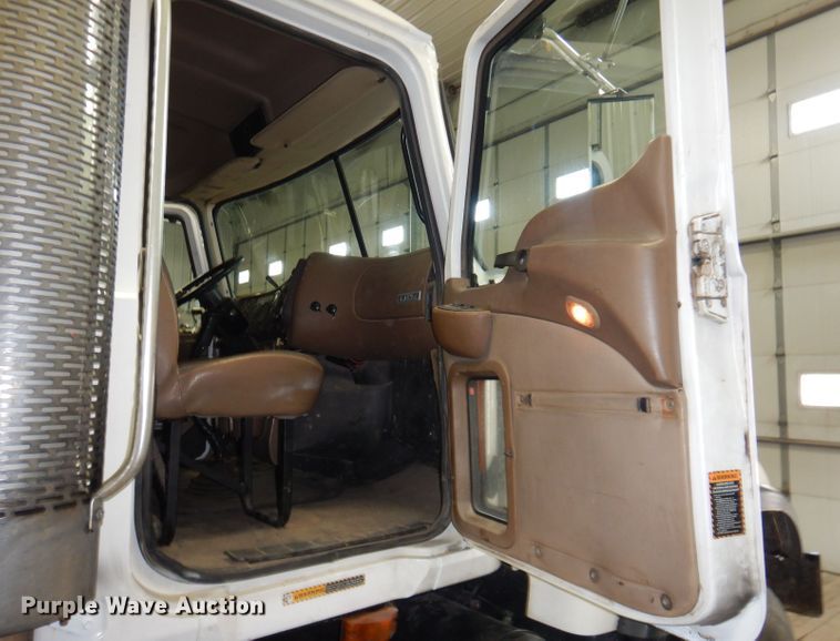 image for item KG9992 2004 Mack CV713 Granite  dump truck