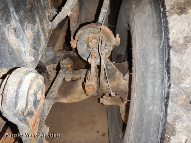 image for item KG9992 2004 Mack CV713 Granite  dump truck