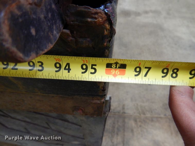 image for item KG9992 2004 Mack CV713 Granite  dump truck