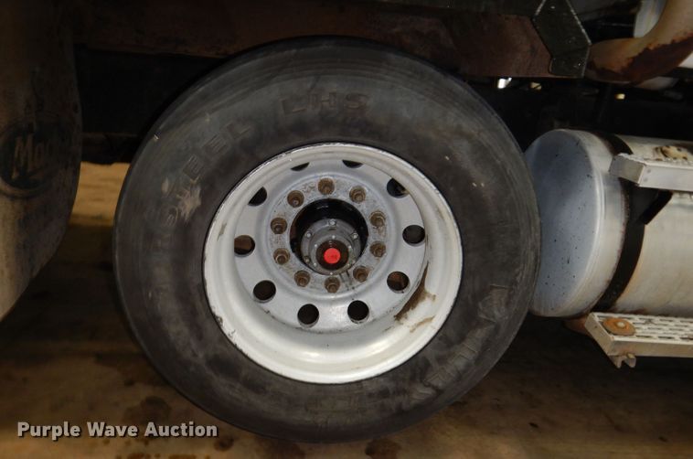 image for item KG9992 2004 Mack CV713 Granite  dump truck