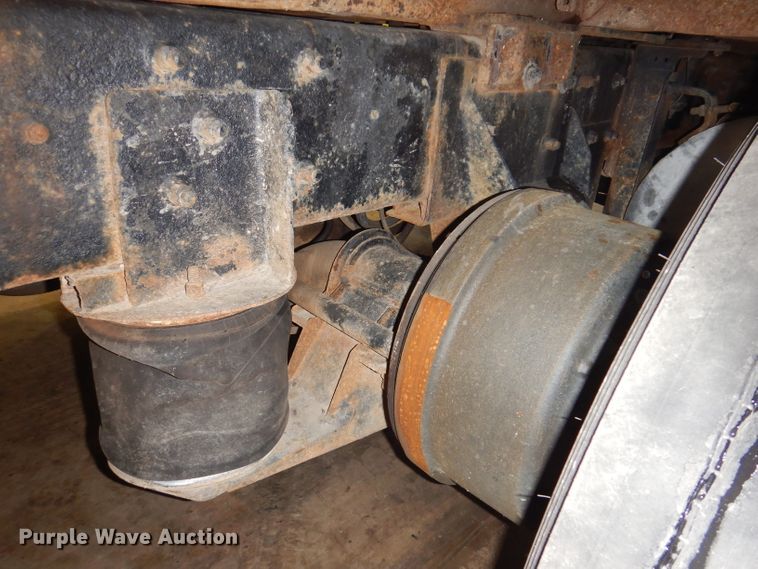 image for item KG9992 2004 Mack CV713 Granite  dump truck