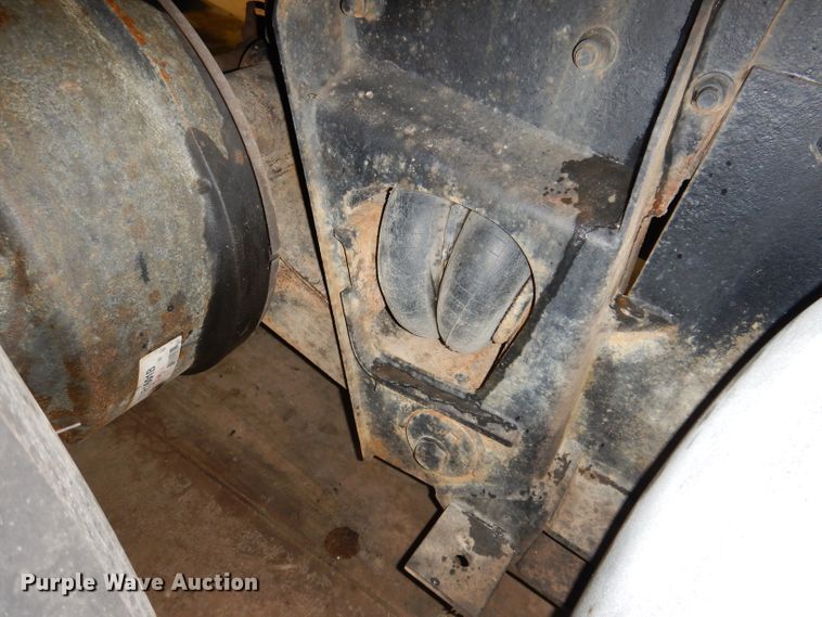 image for item KG9992 2004 Mack CV713 Granite  dump truck