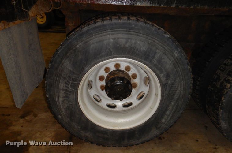 image for item KG9992 2004 Mack CV713 Granite  dump truck