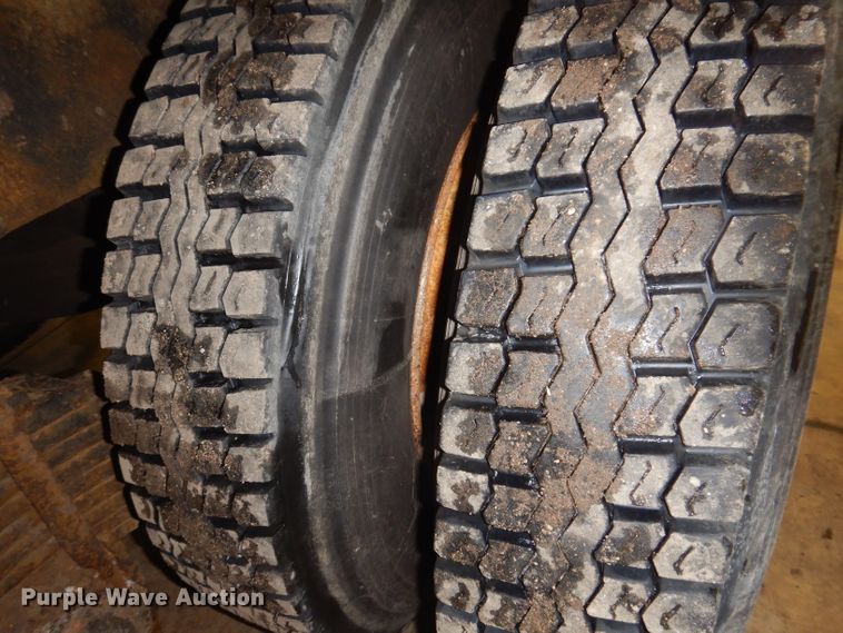 image for item KG9992 2004 Mack CV713 Granite  dump truck